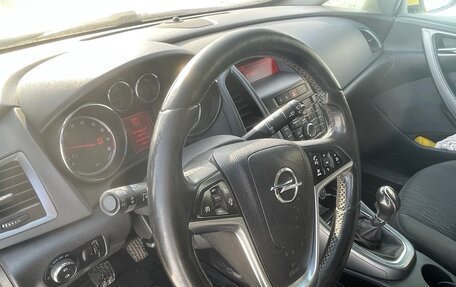 Opel Astra J, 2011 год, 700 000 рублей, 11 фотография