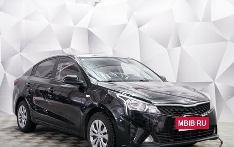 KIA Rio IV, 2021 год, 1 750 000 рублей, 3 фотография