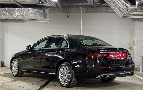 Mercedes-Benz E-Класс, 2023 год, 7 150 000 рублей, 4 фотография