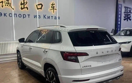 Skoda Karoq I, 2022 год, 1 770 000 рублей, 6 фотография