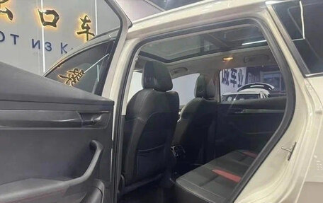 Skoda Karoq I, 2022 год, 1 770 000 рублей, 8 фотография