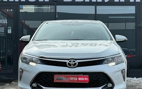 Toyota Camry, 2017 год, 2 100 000 рублей, 4 фотография