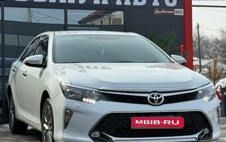 Toyota Camry, 2017 год, 2 100 000 рублей, 3 фотография