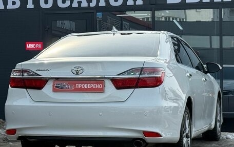 Toyota Camry, 2017 год, 2 100 000 рублей, 10 фотография