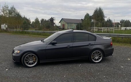 BMW 3 серия, 2005 год, 1 000 000 рублей, 2 фотография