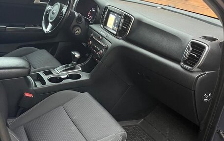 KIA Sportage IV рестайлинг, 2017 год, 1 890 000 рублей, 3 фотография