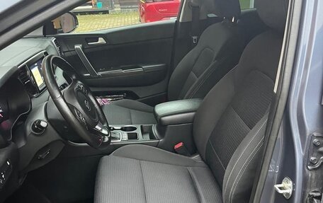 KIA Sportage IV рестайлинг, 2017 год, 1 890 000 рублей, 8 фотография