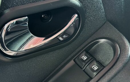 Nissan Terrano III, 2017 год, 1 259 000 рублей, 12 фотография