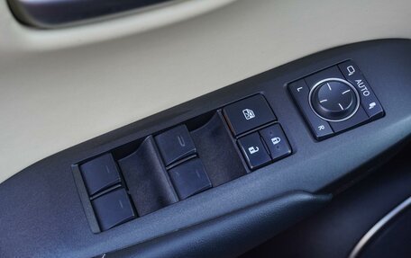 Lexus NX I, 2015 год, 3 150 000 рублей, 25 фотография