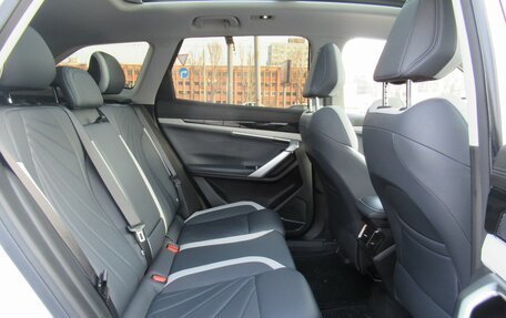 Geely Atlas, 2024 год, 2 725 000 рублей, 10 фотография