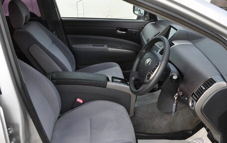 Toyota Prius, 2005 год, 520 000 рублей, 10 фотография