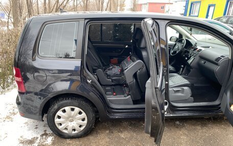 Volkswagen Touran III, 2007 год, 700 000 рублей, 9 фотография