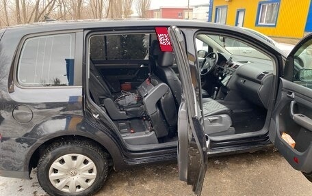 Volkswagen Touran III, 2007 год, 700 000 рублей, 10 фотография