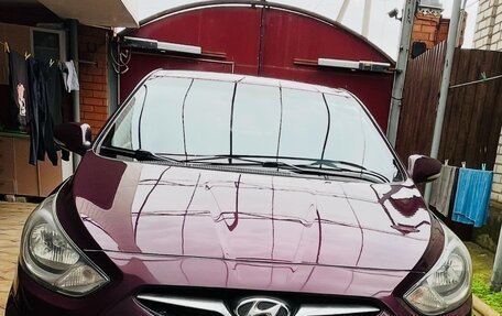 Hyundai Solaris II рестайлинг, 2011 год, 655 000 рублей, 6 фотография