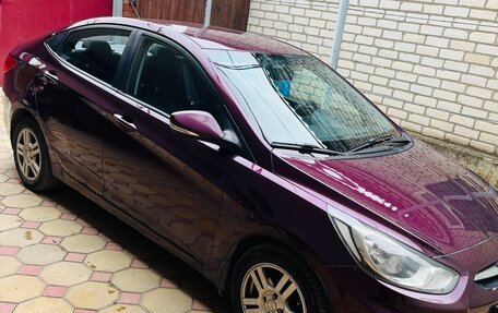 Hyundai Solaris II рестайлинг, 2011 год, 655 000 рублей, 18 фотография