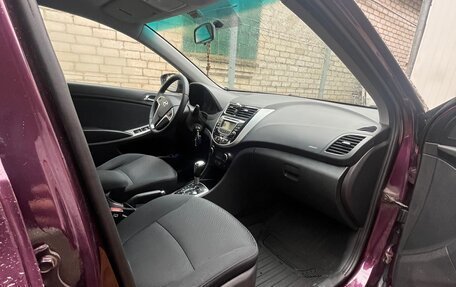 Hyundai Solaris II рестайлинг, 2011 год, 655 000 рублей, 11 фотография