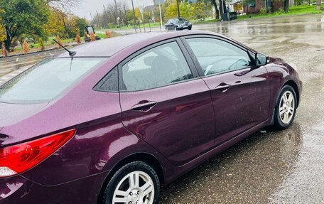 Hyundai Solaris II рестайлинг, 2011 год, 655 000 рублей, 15 фотография