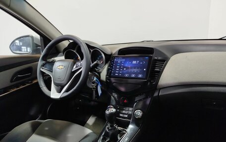 Chevrolet Cruze II, 2011 год, 630 000 рублей, 12 фотография
