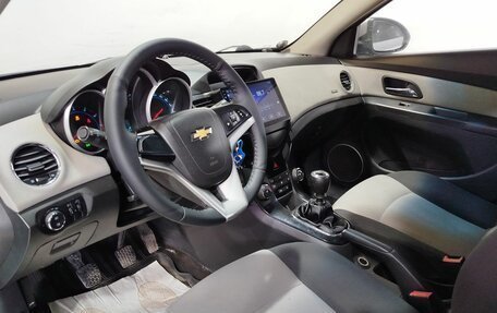 Chevrolet Cruze II, 2011 год, 630 000 рублей, 17 фотография