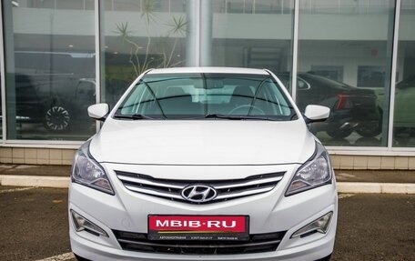 Hyundai Solaris II рестайлинг, 2015 год, 1 228 000 рублей, 2 фотография