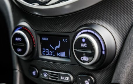 Hyundai Solaris II рестайлинг, 2015 год, 1 228 000 рублей, 30 фотография