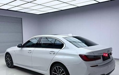 BMW 3 серия, 2022 год, 3 390 999 рублей, 9 фотография