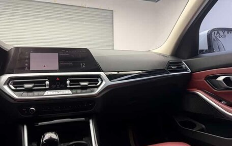 BMW 3 серия, 2022 год, 3 390 999 рублей, 21 фотография