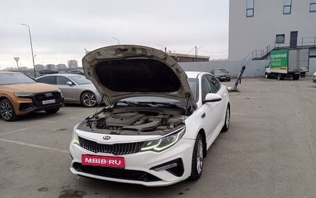 KIA Optima IV, 2020 год, 1 310 000 рублей, 2 фотография