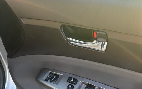 Toyota Prius, 2004 год, 395 000 рублей, 6 фотография