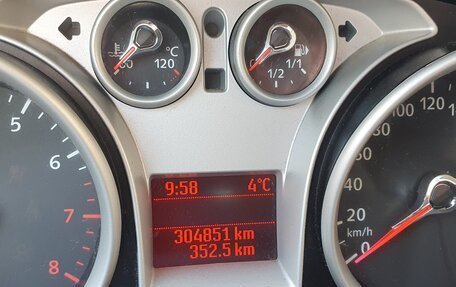 Ford Focus II рестайлинг, 2010 год, 560 000 рублей, 22 фотография