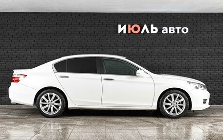 Honda Accord IX рестайлинг, 2013 год, 1 850 000 рублей, 8 фотография