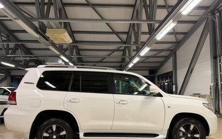 Toyota Land Cruiser 200, 2010 год, 2 699 000 рублей, 5 фотография