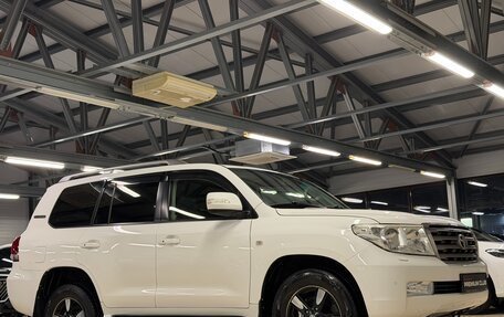 Toyota Land Cruiser 200, 2010 год, 2 699 000 рублей, 2 фотография