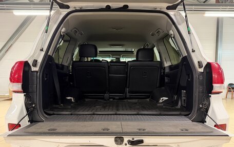 Toyota Land Cruiser 200, 2010 год, 2 699 000 рублей, 9 фотография