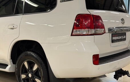 Toyota Land Cruiser 200, 2010 год, 2 699 000 рублей, 13 фотография