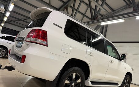 Toyota Land Cruiser 200, 2010 год, 2 699 000 рублей, 18 фотография