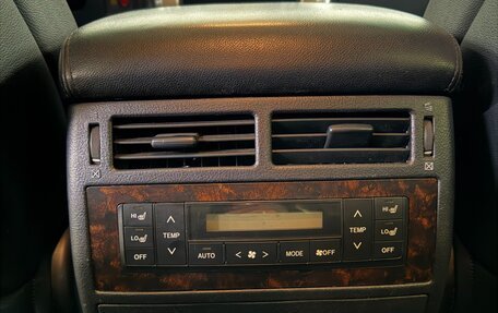 Toyota Land Cruiser 200, 2010 год, 2 699 000 рублей, 32 фотография