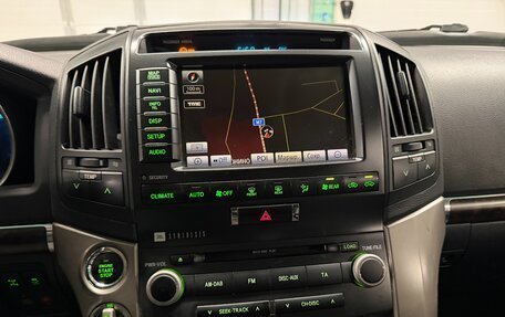 Toyota Land Cruiser 200, 2010 год, 2 699 000 рублей, 34 фотография