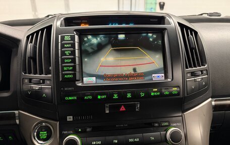 Toyota Land Cruiser 200, 2010 год, 2 699 000 рублей, 35 фотография