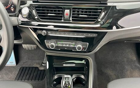 BMW 1 серия, 2023 год, 2 049 999 рублей, 8 фотография