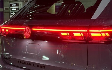 Volkswagen Tiguan, 2025 год, 5 950 000 рублей, 10 фотография