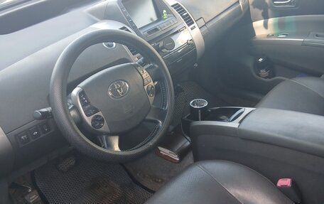 Toyota Prius, 2008 год, 630 000 рублей, 6 фотография