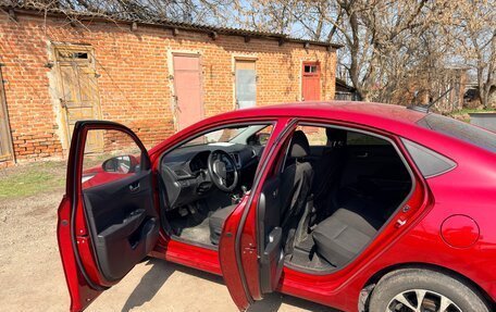 Hyundai Solaris II рестайлинг, 2019 год, 1 800 000 рублей, 2 фотография