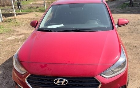 Hyundai Solaris II рестайлинг, 2019 год, 1 800 000 рублей, 6 фотография