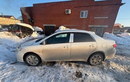 Toyota Corolla, 2011 год, 862 000 рублей, 3 фотография