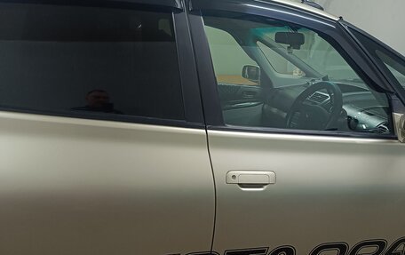 Toyota Opa I рестайлинг, 2000 год, 450 000 рублей, 3 фотография