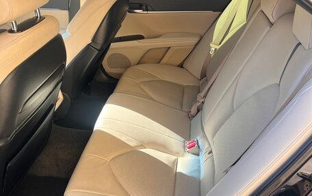 Toyota Camry, 2022 год, 4 400 000 рублей, 6 фотография