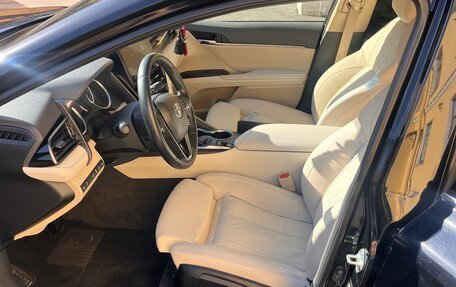 Toyota Camry, 2022 год, 4 400 000 рублей, 7 фотография