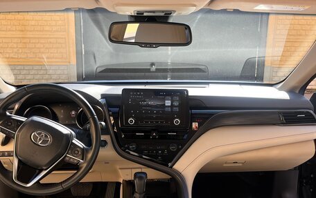 Toyota Camry, 2022 год, 4 400 000 рублей, 9 фотография