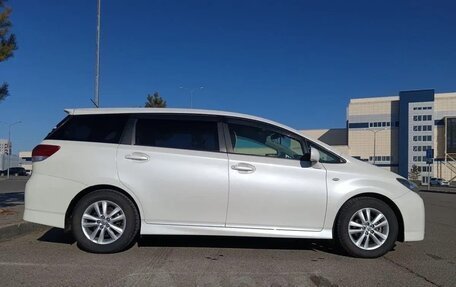 Toyota Wish II, 2011 год, 1 330 000 рублей, 7 фотография